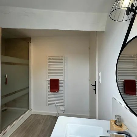 Jaures 3 - - Tramway - Gare - Centre - 2 Pers