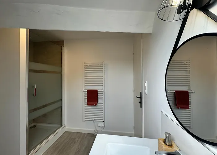 Jaures 3 - - Tramway - Gare - Centre - 2 Pers