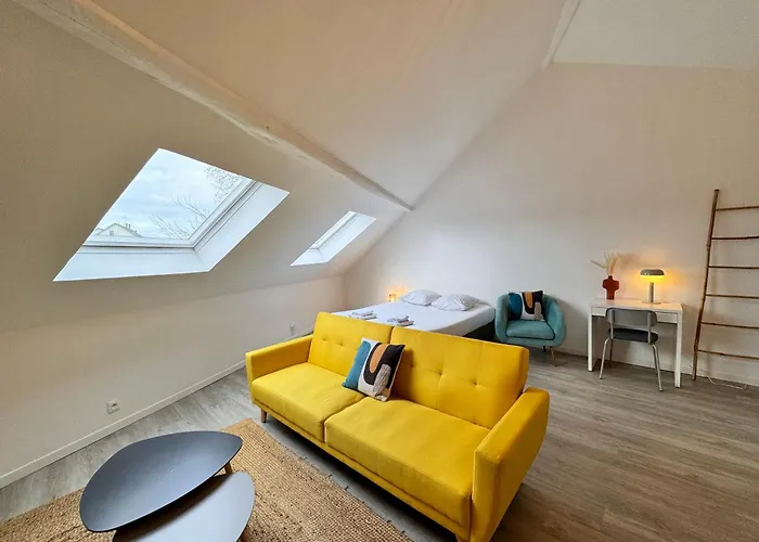 Jaures 3 - - Tramway - Gare - Centre - 2 Pers